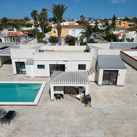 Pink Lagoon Villa Torrevieja Exterior photo