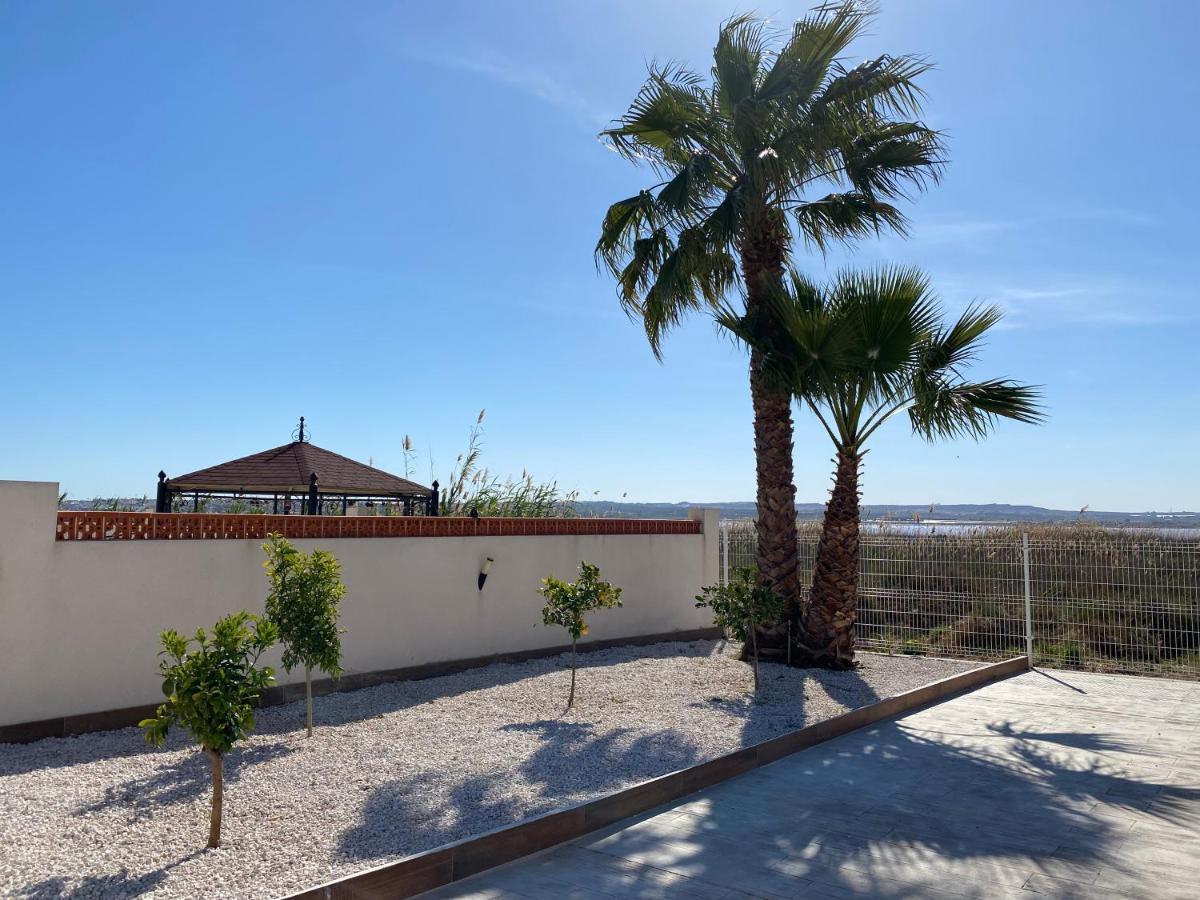 Pink Lagoon Villa Torrevieja Exterior photo