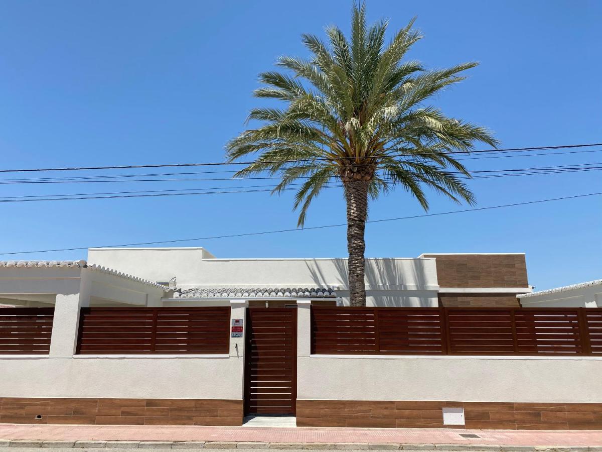 Pink Lagoon Villa Torrevieja Exterior photo