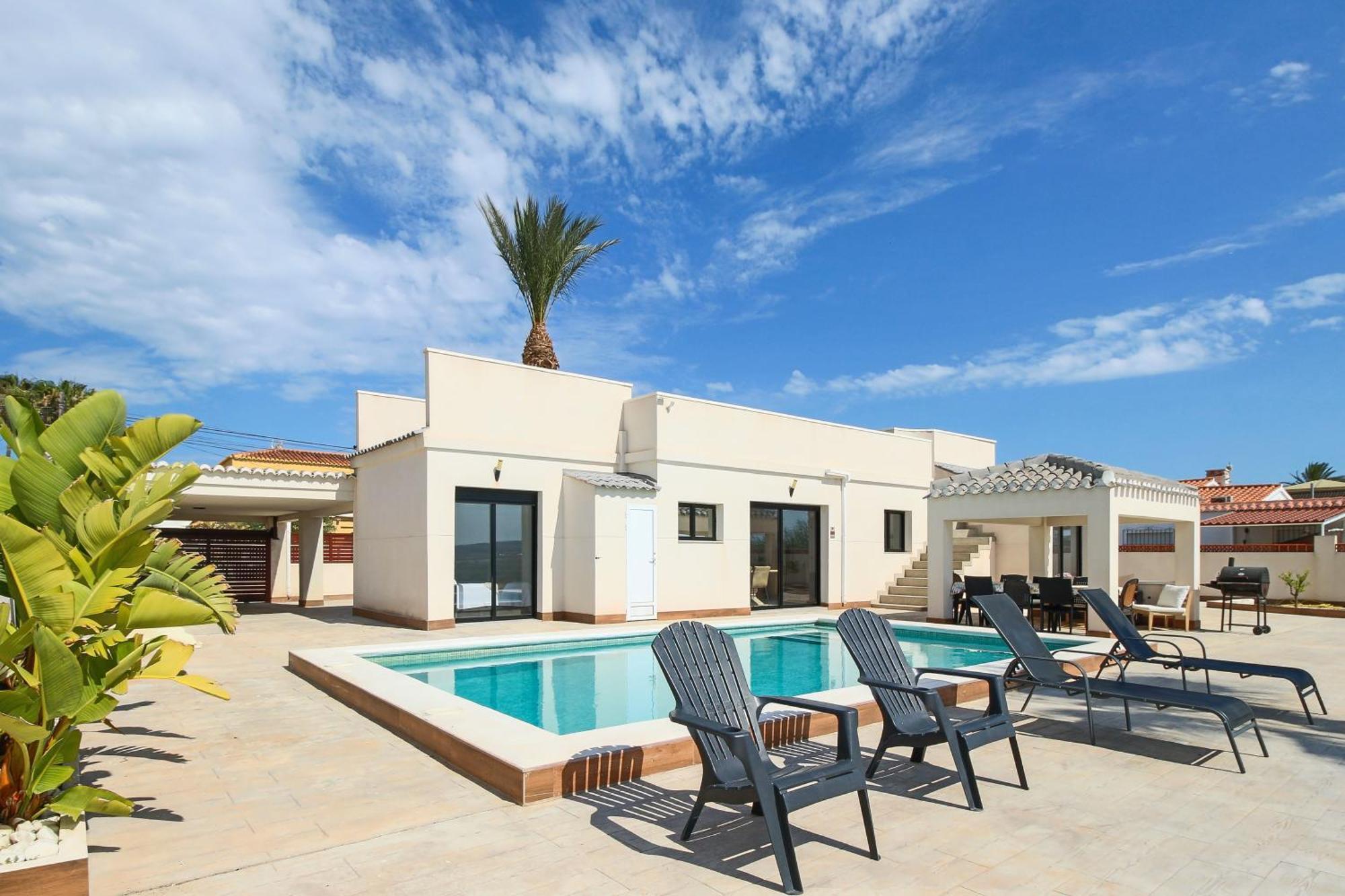 Pink Lagoon Villa Torrevieja Exterior photo