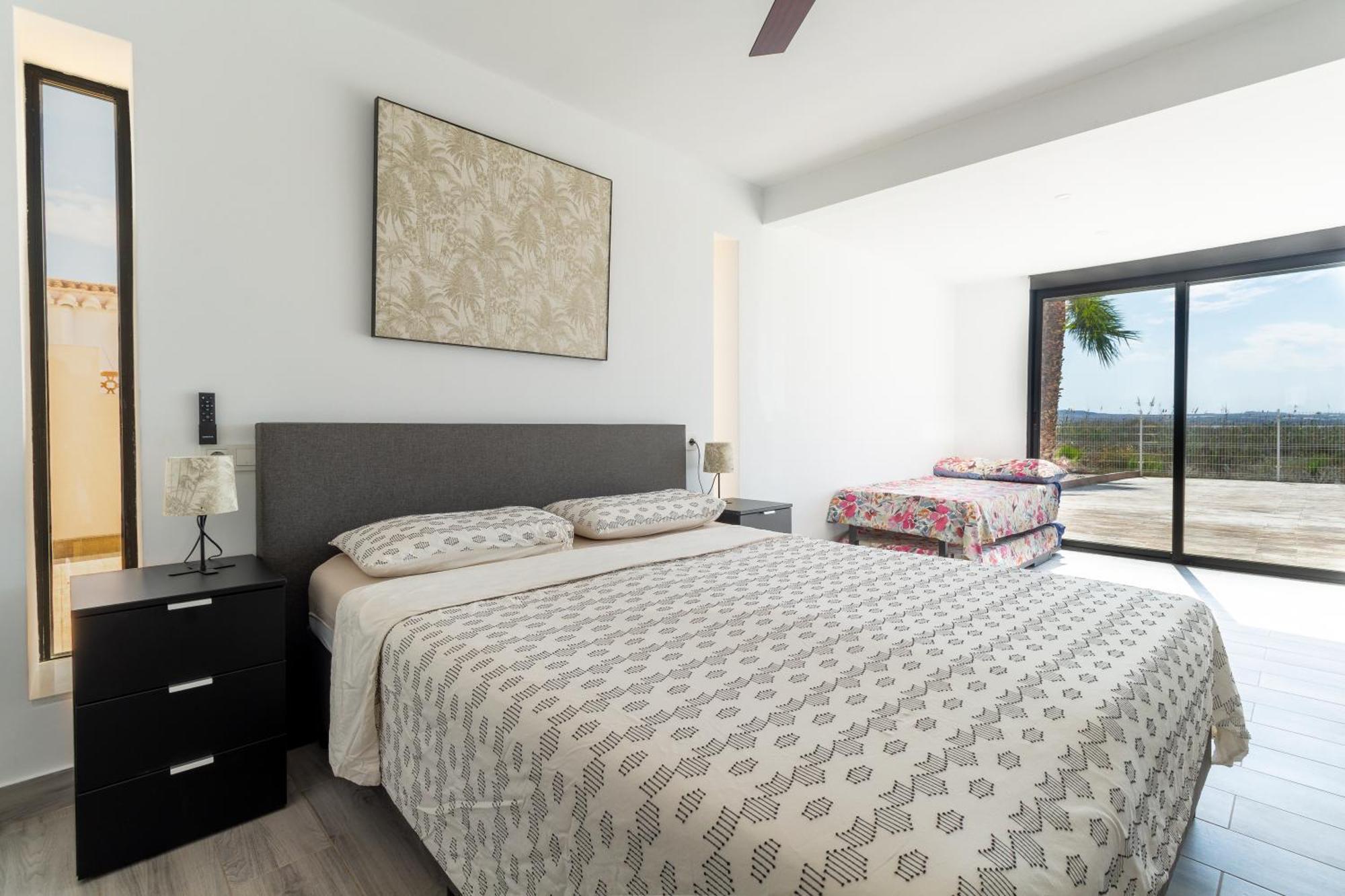Pink Lagoon Villa Torrevieja Exterior photo